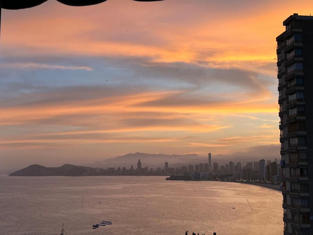 Beach View Benidorm Luaran gambar
